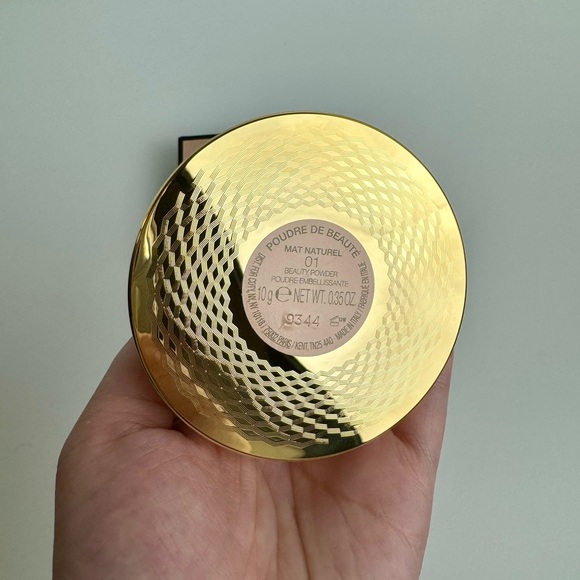 BRAND NEW IN BOX Gucci Matte Beauty Powder Compact #01 - Picture 4 of 6